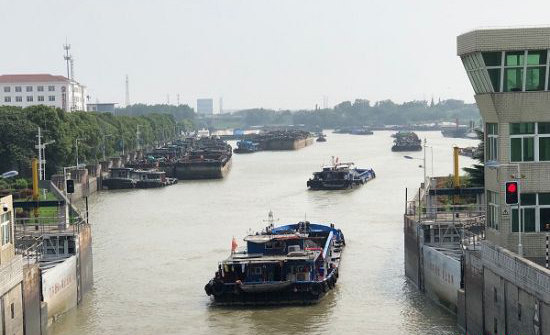 2018年大运河江苏段货运量是莱茵河货运量的2倍多