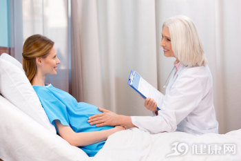 67岁失独母亲怀双胞胎，高龄产妇能做试管婴儿吗？