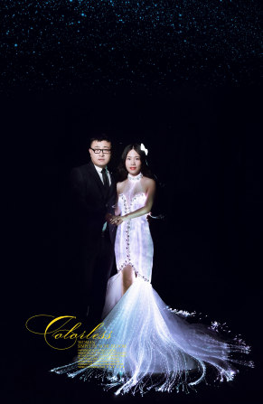 Mr 黄 & Ms 朱