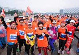 新大陆奔跑社团助力2016年中国最后一场马拉松赛